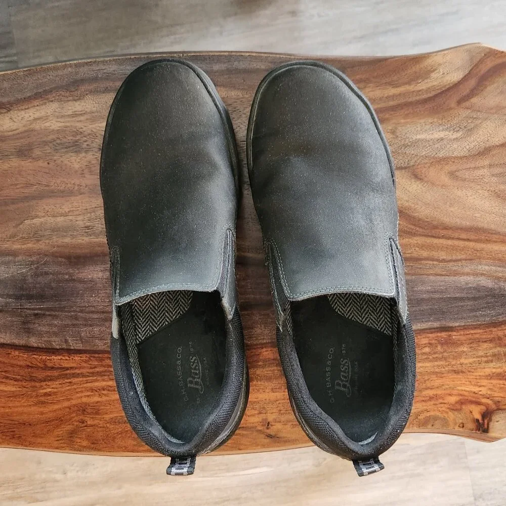 G.H. Bass and Co Men's 10 1/2 Wide Shoes Black Leather Comfortable Casual Office